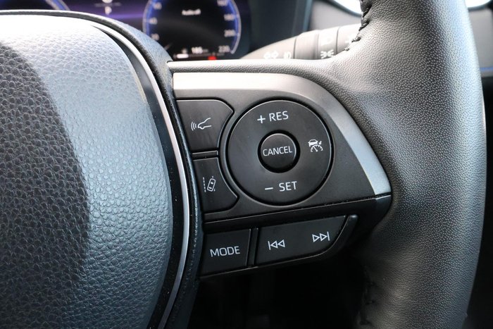2024 Toyota RAV4 XSE