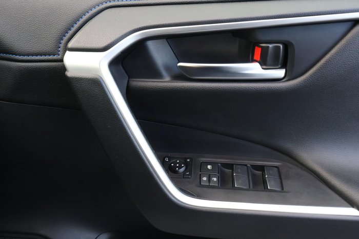 2024 Toyota RAV4 XSE