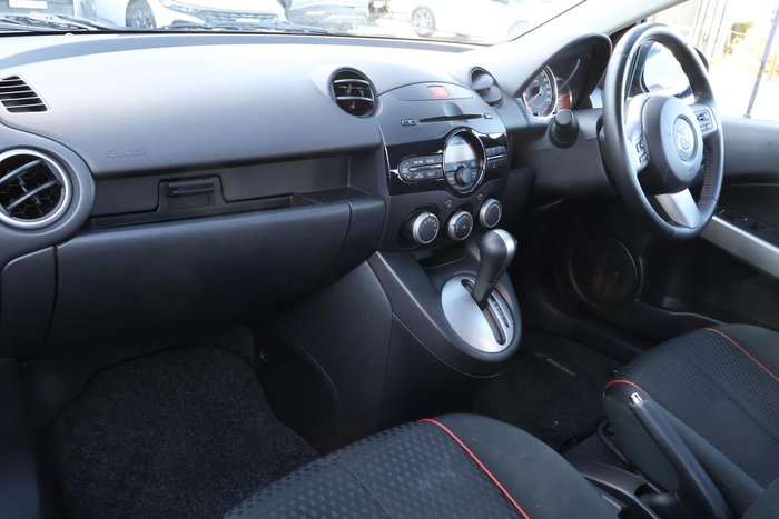 2013 Mazda 2 Maxx Sport