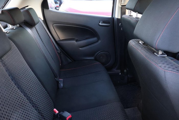 2013 Mazda 2 Maxx Sport