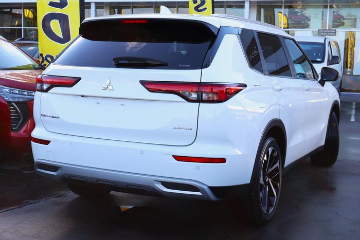 2023 Mitsubishi Outlander Aspire