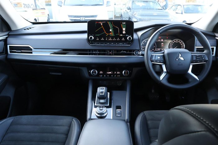 2023 Mitsubishi Outlander Aspire