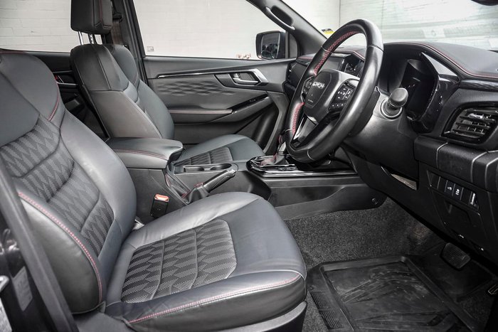 2023 Isuzu D-MAX X-TERRAIN