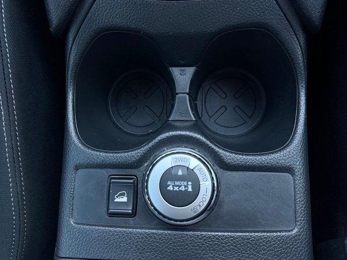 2020 Nissan X-TRAIL ST