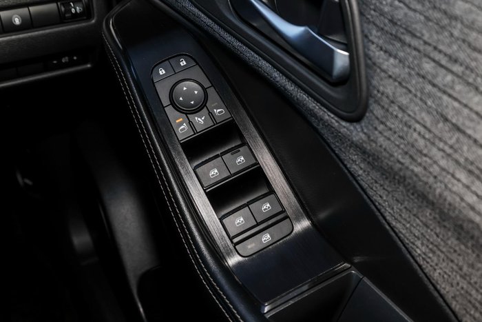 2024 Nissan X-TRAIL ST