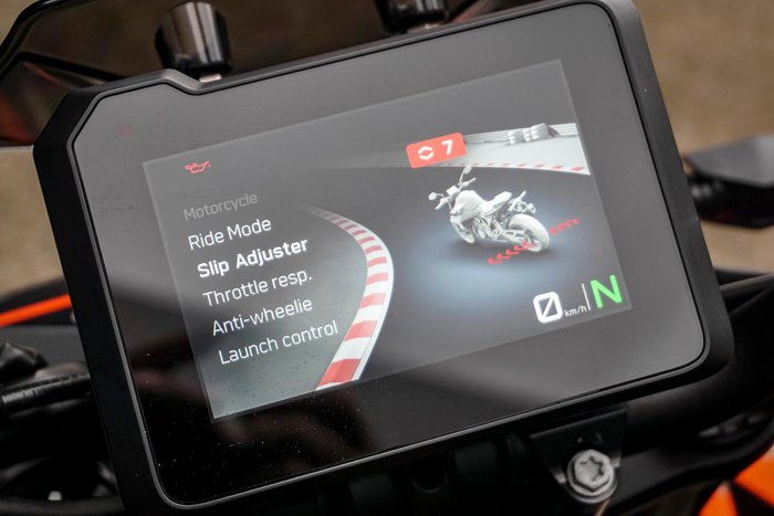 2024 KTM 990 Duke