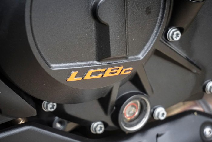 2024 KTM 990 Duke