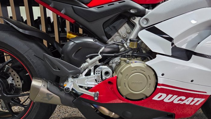 2019 Ducati PANIGALE V4 SPECIALE RED/WHITE