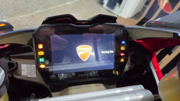 2019 Ducati PANIGALE V4 SPECIALE RED/WHITE