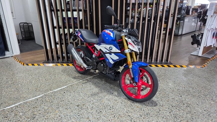 2026 BMW Motorrad G 310 R