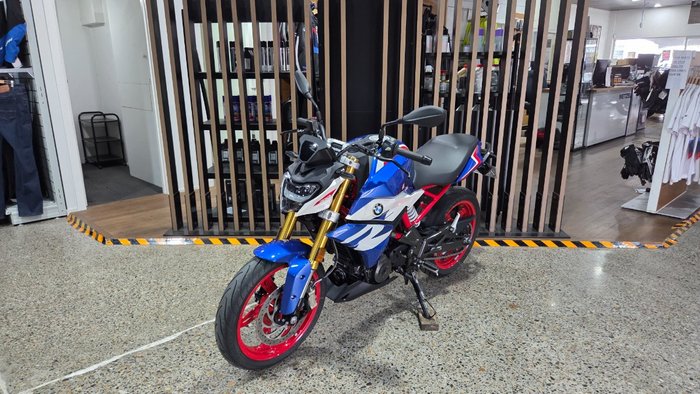 2026 BMW Motorrad G 310 R