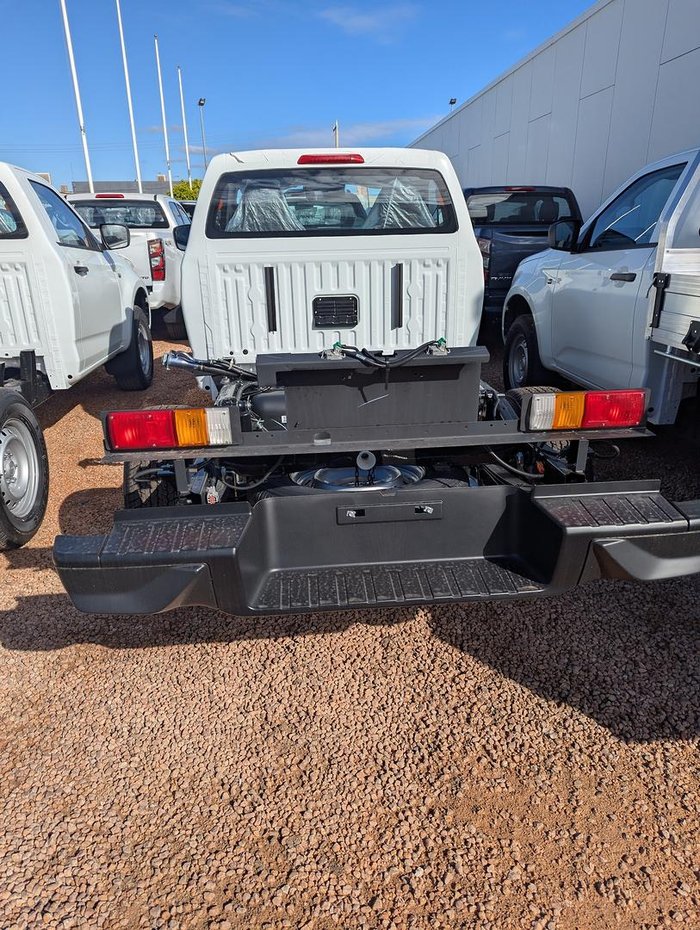 2026 Isuzu D-MAX SX MY25.5 4X4 Dual Range Mineral White