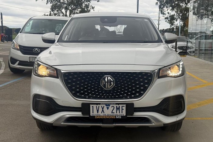 2022 MG HS Core