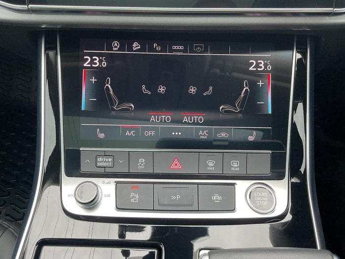 2023 Audi Q7 45 TDI Dynamic Black