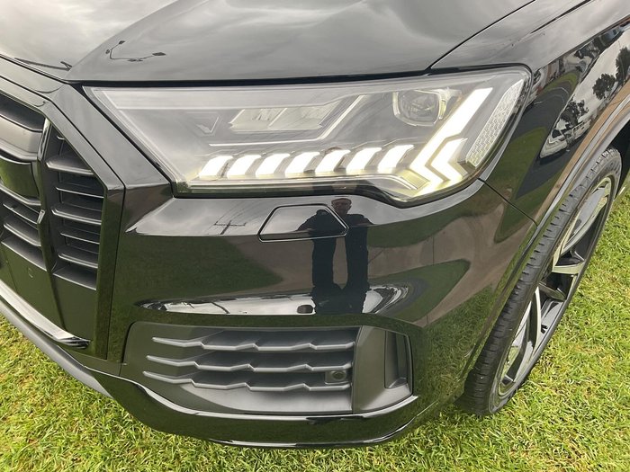 2023 Audi Q7 45 TDI Dynamic Black