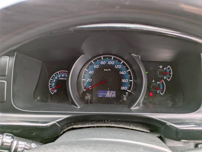 2010 Toyota Hiace SLWB 4WD