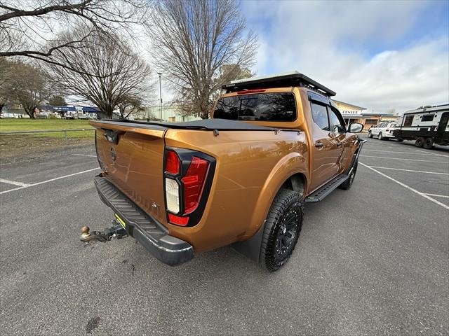 2015 Nissan Navara ST