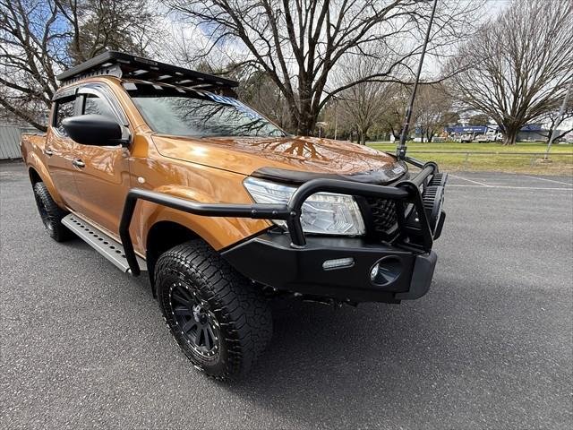 2015 Nissan Navara