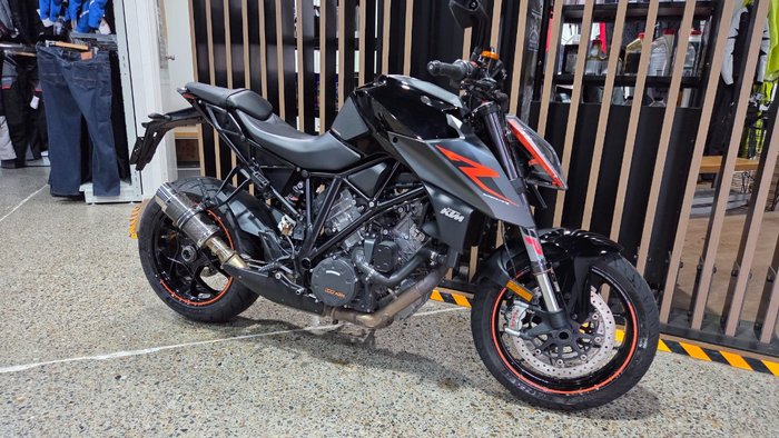 2017 Ktm 1290 SUPER DUKE R Black