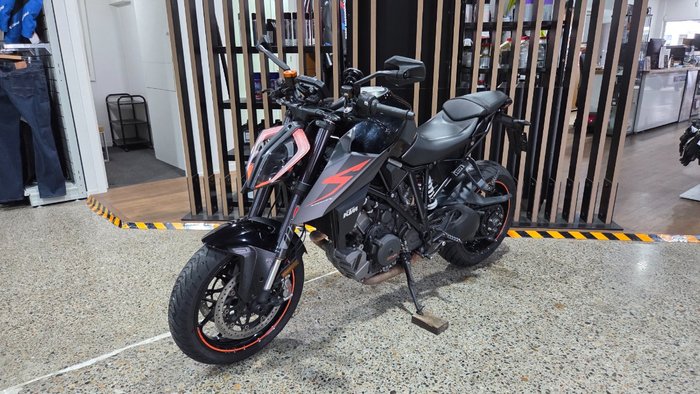 2017 Ktm 1290 SUPER DUKE R Black