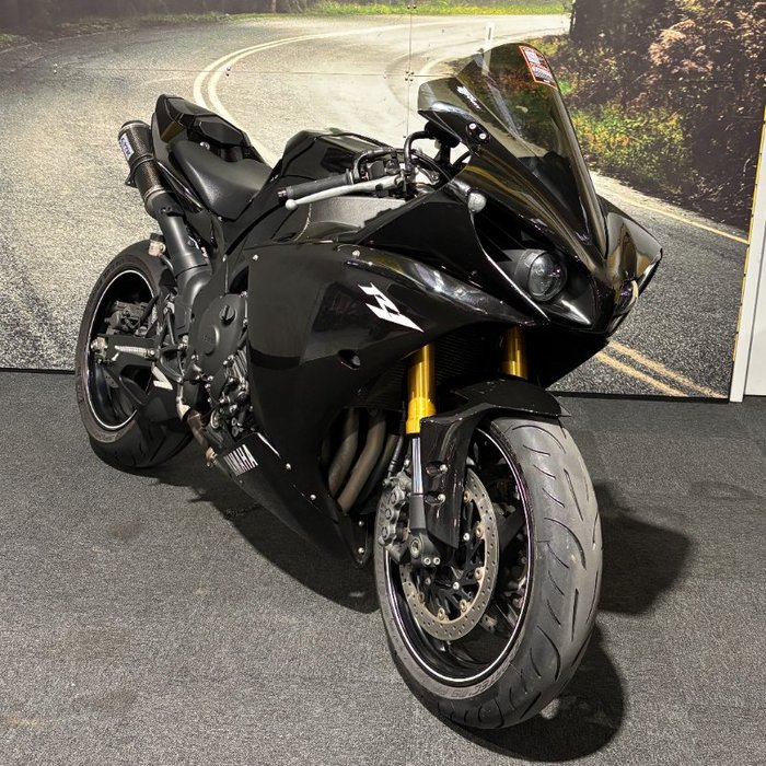 2013 Yamaha YZF-R1 Blue