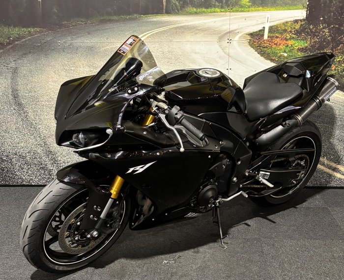 2013 Yamaha YZF-R1 Blue