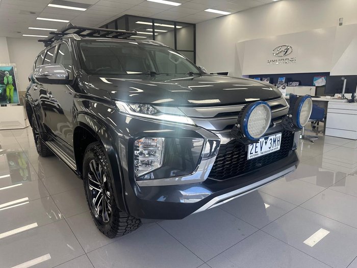 2022 Mitsubishi Pajero Sport