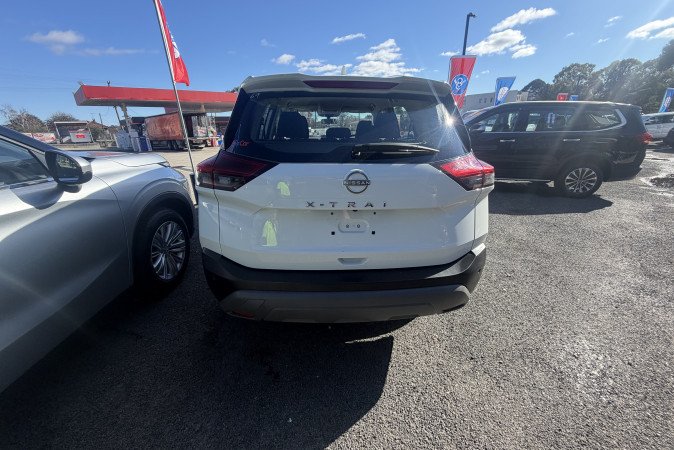 2024 NISSAN X-TRAIL ST (4WD) 7 SEAT
