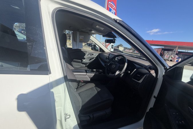 2024 NISSAN X-TRAIL ST (4WD) 7 SEAT