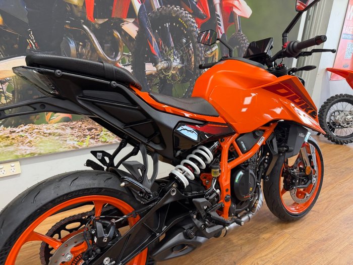 2026 Ktm 390 DUKE ORANGE