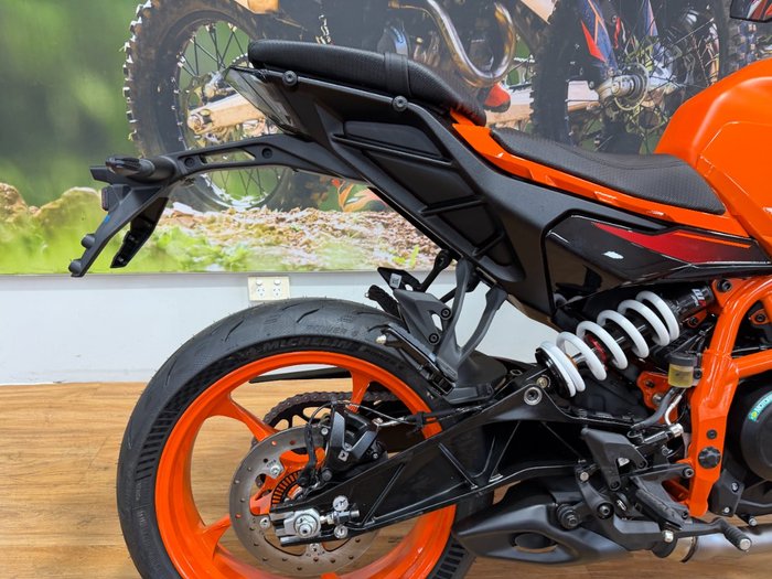 2026 Ktm 390 DUKE ORANGE