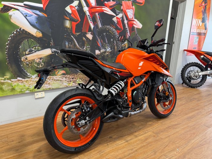 2026 Ktm 390 DUKE ORANGE