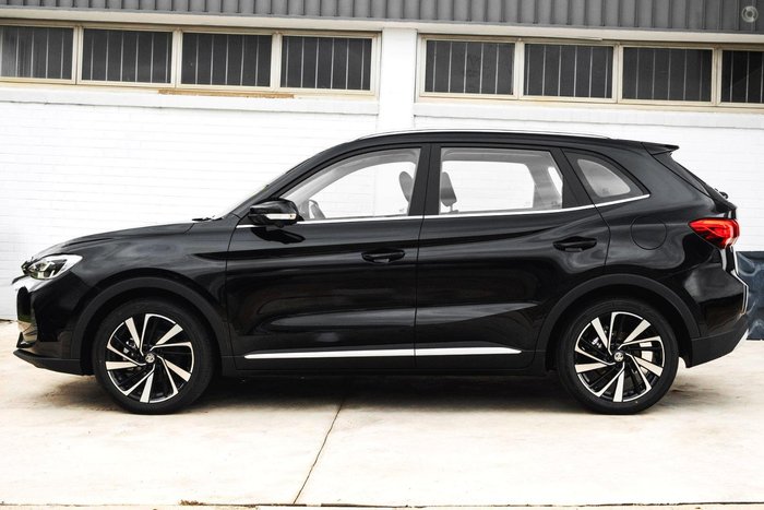 2026 MG ZS Essence Hybrid+