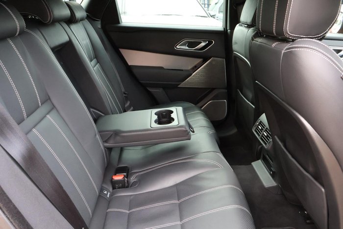 2021 Land Rover Range Rover Velar P250 R-Dynamic SE