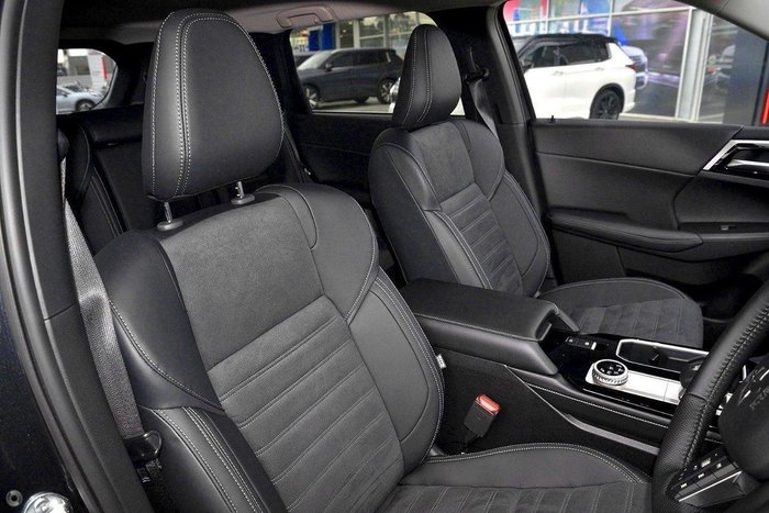 2026 Mitsubishi Outlander Black Edition
