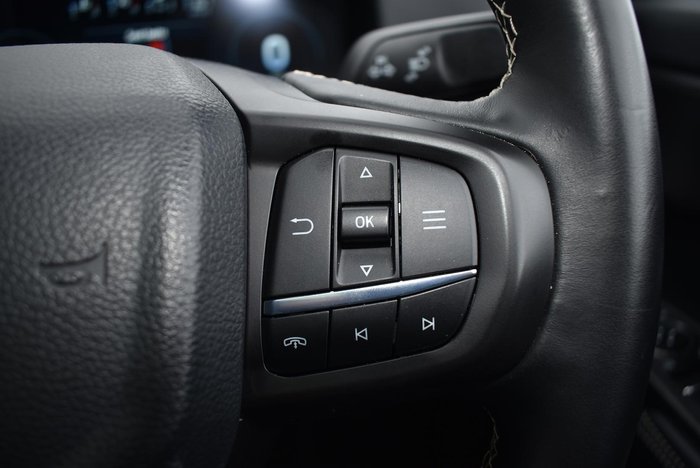 2025 Ford Everest Platinum