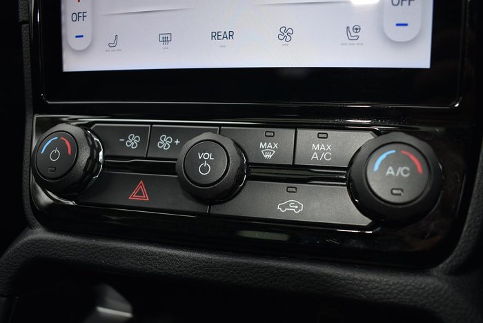 2025 Ford Everest Platinum