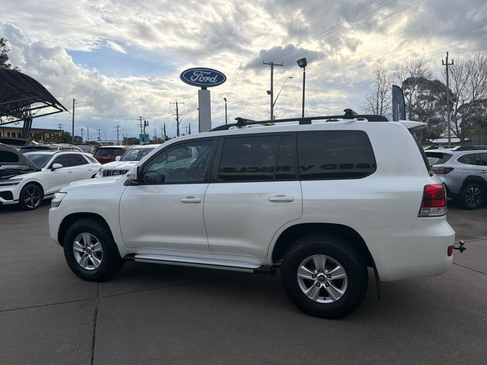 2017 Toyota Landcruiser Altitude