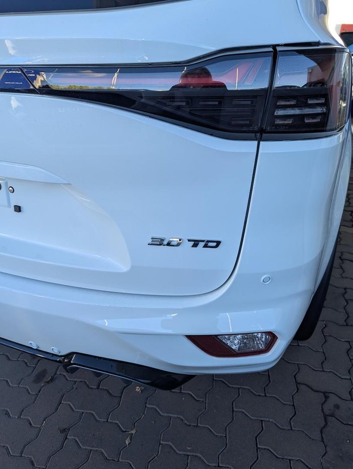 2026 Isuzu MU-X LS-T MY25.5 4X4 Dual Range Mineral White