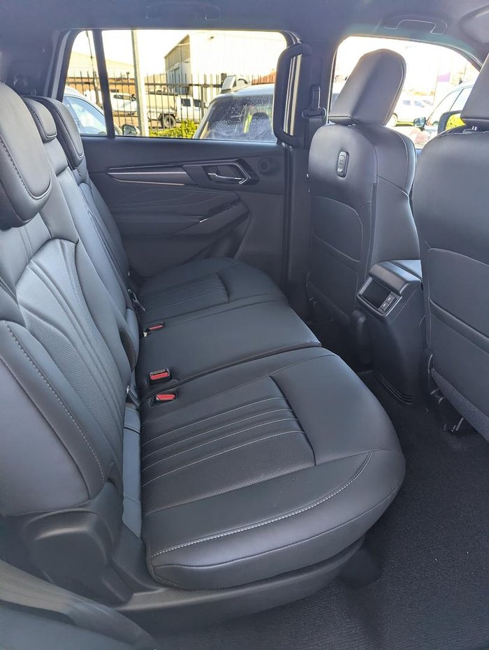 2026 Isuzu MU-X LS-T MY25.5 4X4 Dual Range Mineral White