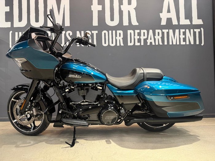 Harley-Davidson Road Glide 117 (FLTRX) Touring