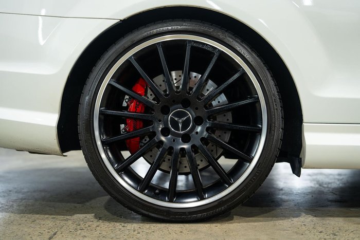 2012 Mercedes-Benz C-Class C63 AMG Performance Package
