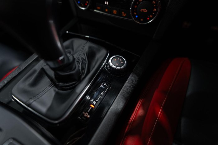 2012 Mercedes-Benz C-Class C63 AMG Performance Package