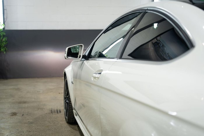 2012 Mercedes-Benz C-Class C63 AMG Performance Package