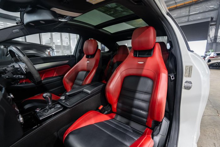 2012 Mercedes-Benz C-Class C63 AMG Performance Package