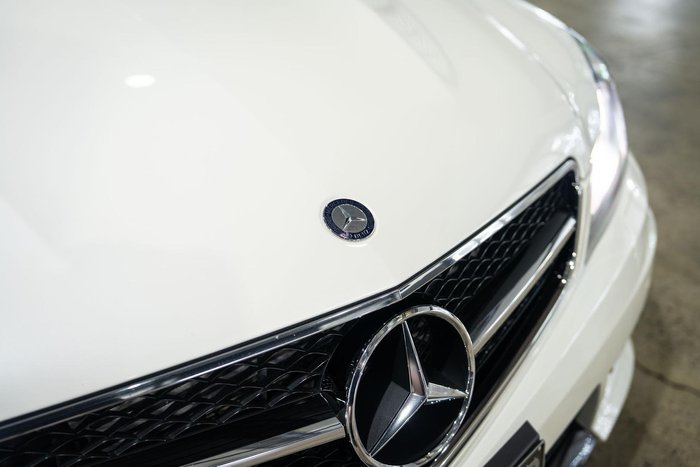 2012 Mercedes-Benz C-Class C63 AMG Performance Package