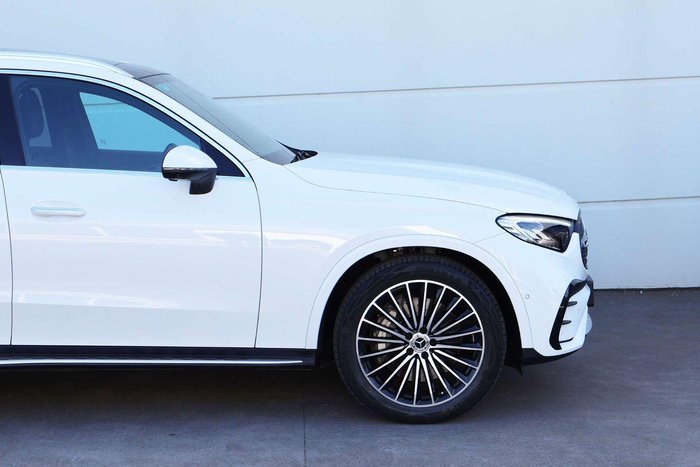2025 Mercedes-Benz GLC-Class GLC300