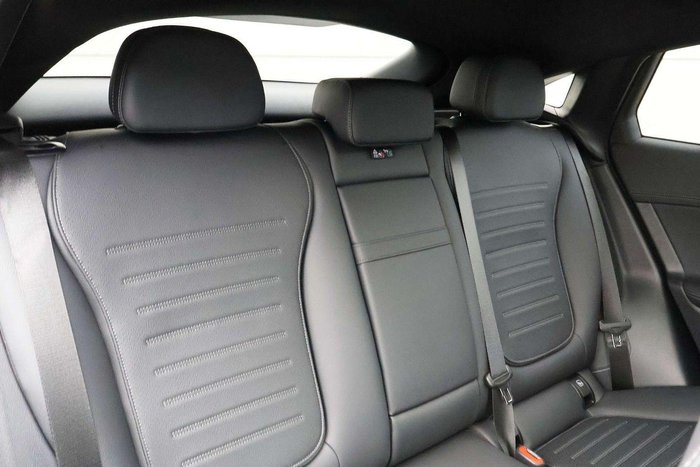 2025 Mercedes-Benz GLC-Class GLC300