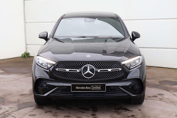 2025 Mercedes-Benz GLC-Class GLC300