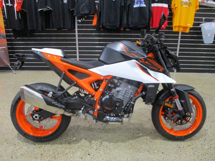 2026 Ktm 990 DUKE R ORANGE